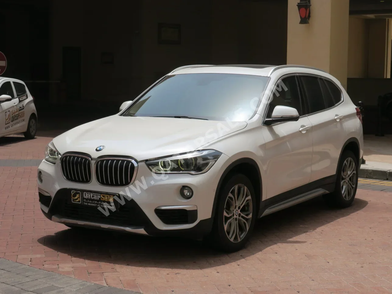 BMW  X-Series  X1  2019  Automatic  69,000 Km  4 Cylinder  Four Wheel Drive (4WD)  SUV  White