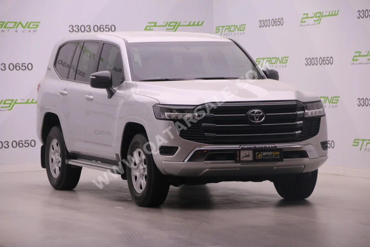 Toyota  Land Cruiser  GX  2022  Automatic  116,000 Km  6 Cylinder  Four Wheel Drive (4WD)  SUV  Gray