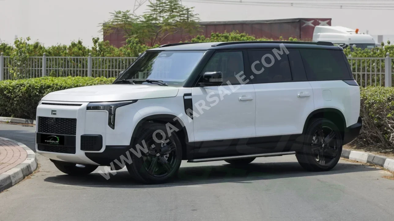 Rox Motor  Jishi  01  2025  Automatic  0 Km  4 Cylinder  All Wheel Drive (AWD)  SUV  White