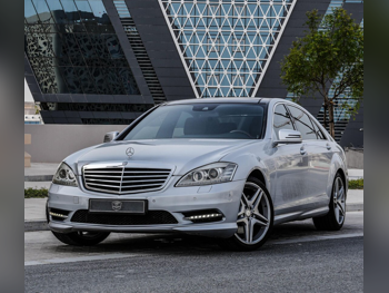 Mercedes-Benz  S-Class  350  2013  Automatic  136,000 Km  6 Cylinder  Rear Wheel Drive (RWD)  Sedan  Silver