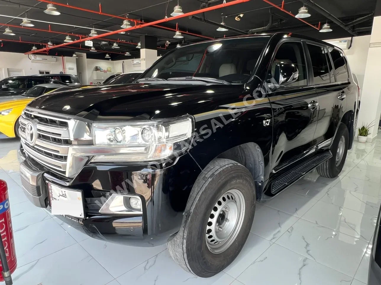 Toyota  Land Cruiser  VXR  2018  Automatic  220,000 Km  8 Cylinder  Four Wheel Drive (4WD)  SUV  Black