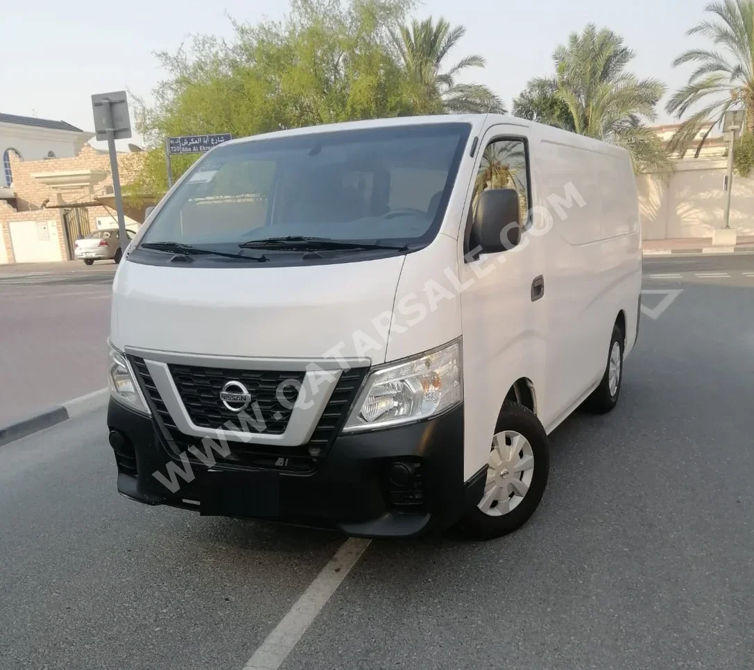 Nissan  Urvan  NV350  2020  Manual  186,700 Km  4 Cylinder  Rear Wheel Drive (RWD)  Van / Bus  White