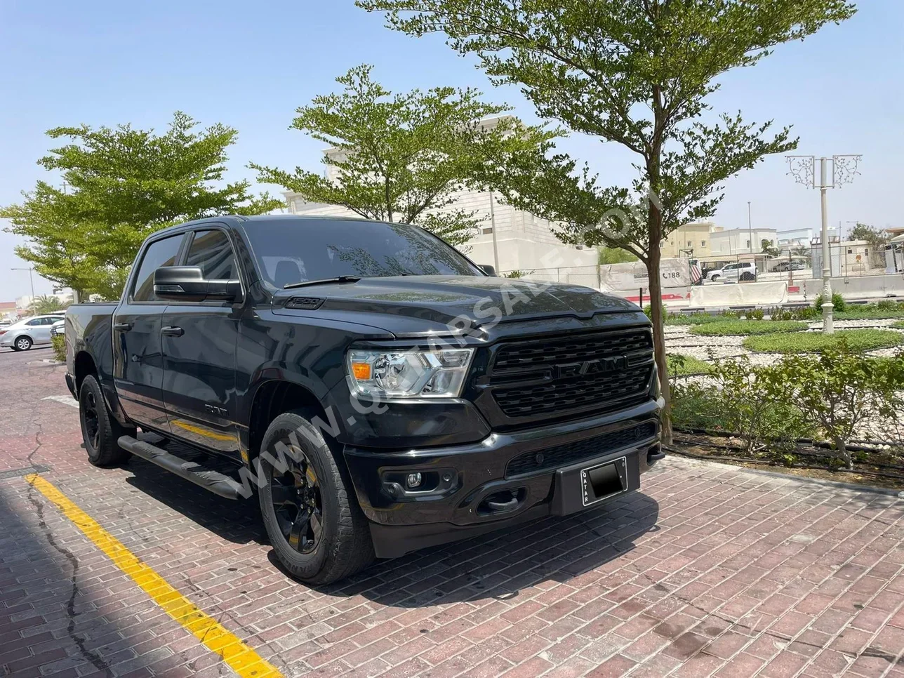 Dodge  Ram  Big Horn  2023  Automatic  58,000 Km  8 Cylinder  Four Wheel Drive (4WD)  Pick Up  Black  With Warranty