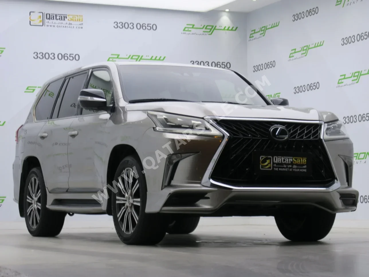 Lexus  LX  570  2016  Automatic  247,000 Km  8 Cylinder  Four Wheel Drive (4WD)  SUV  Sonic Titanium