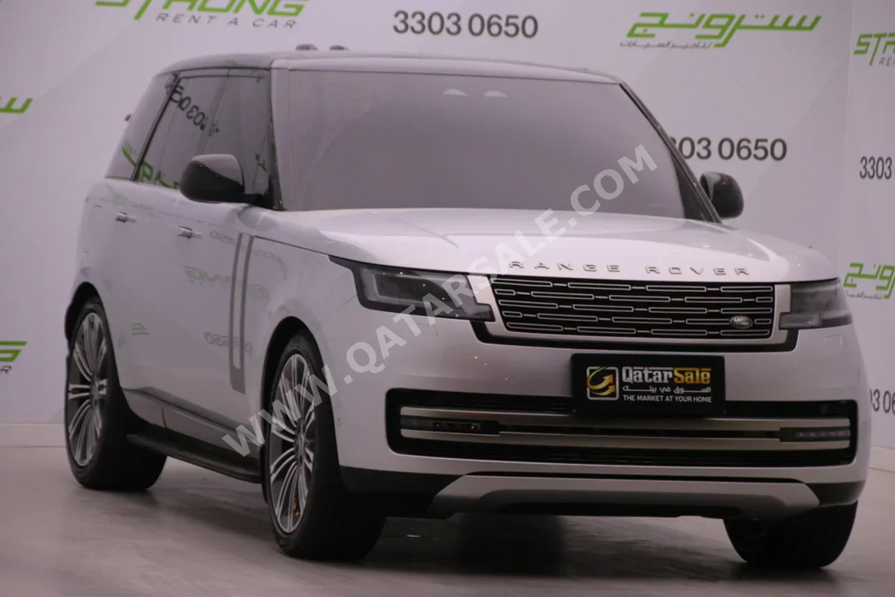 Land Rover  Range Rover  Vogue HSE  2024  Automatic  4,000 Km  8 Cylinder  Four Wheel Drive (4WD)  SUV  Silver  With Warranty