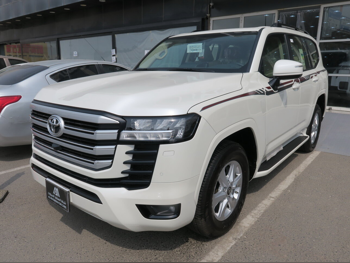 Toyota  Land Cruiser  GXR Twin Turbo  2025  Automatic  0 Km  6 Cylinder  Four Wheel Drive (4WD)  SUV  White  With Warranty