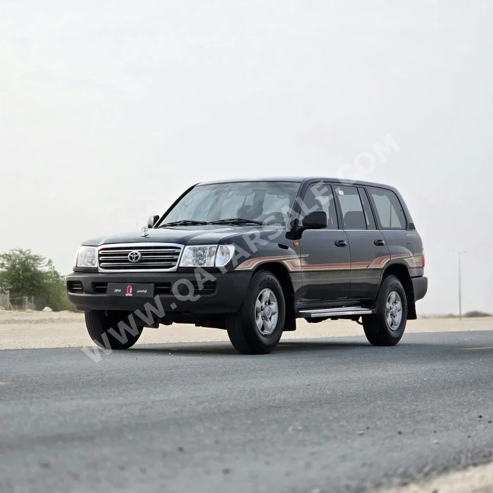Toyota  Land Cruiser  GX  2006  Manual  370,000 Km  6 Cylinder  Four Wheel Drive (4WD)  SUV  Black
