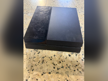 Video Games Consoles - Sony  - PlayStation 4  - 32 GB