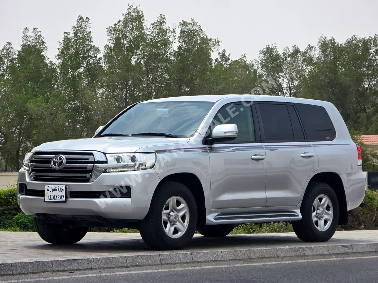 Toyota  Land Cruiser  GXR  2020  Automatic  224,000 Km  6 Cylinder  Four Wheel Drive (4WD)  SUV  Silver