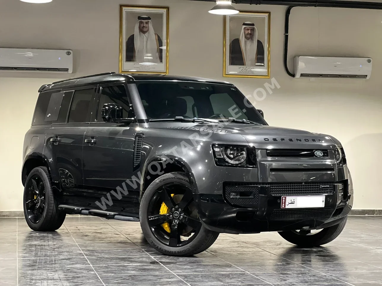 Land Rover  Defender  110  2024  Automatic  59,000 Km  6 Cylinder  Four Wheel Drive (4WD)  SUV  Gray  With Warranty