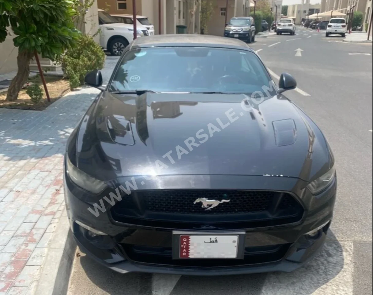 Ford  Mustang  GT  2016  Automatic  55,000 Km  8 Cylinder  Rear Wheel Drive (RWD)  Convertible  Black
