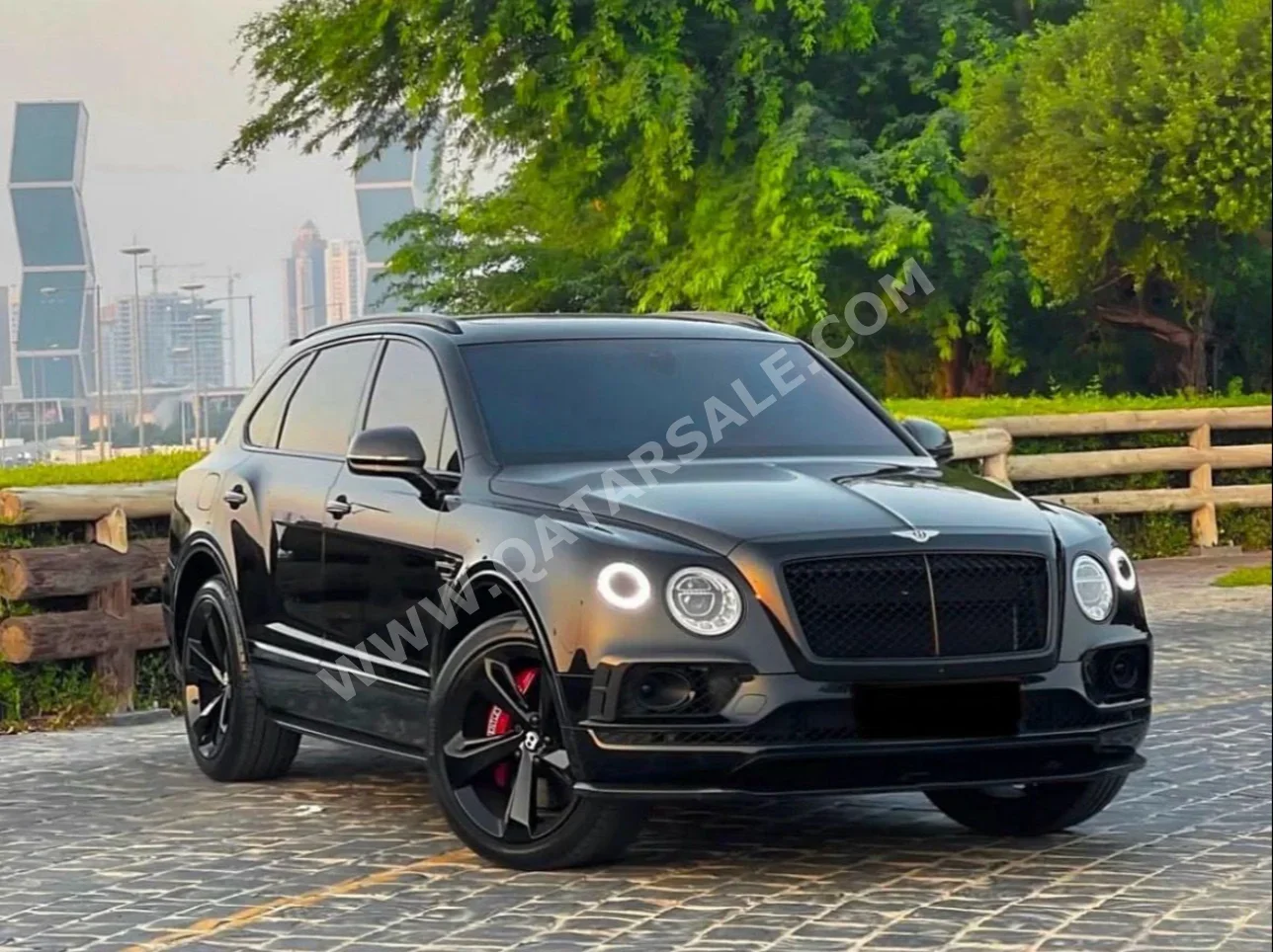 Bentley  Bentayga  2018  Automatic  70,000 Km  12 Cylinder  Four Wheel Drive (4WD)  SUV  Black