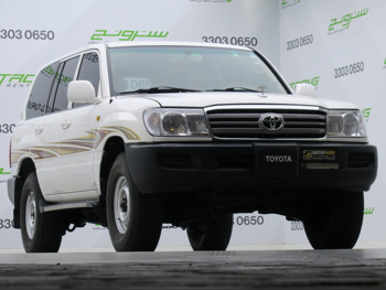 Toyota  Land Cruiser  GX  2007  Automatic  158,000 Km  6 Cylinder  Four Wheel Drive (4WD)  SUV  White