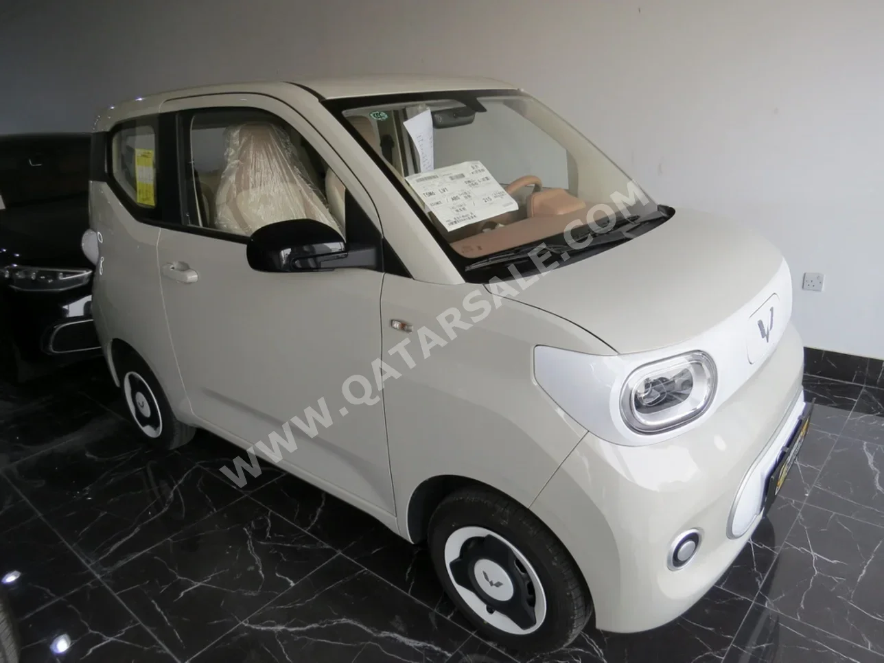 Wuling  Mini EV  2025  Automatic  0 Km  0 Cylinder  Front Wheel Drive (FWD)  Hatchback  Beige