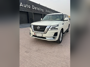  نيسان  باترول  اس اي  2013  اوتوماتيك  274,000 كم  8 سلندر  دفع رباعي  اس يو في  أبيض