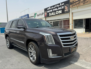 Cadillac  Escalade  2015  Automatic  192,000 Km  8 Cylinder  Four Wheel Drive (4WD)  SUV  Dark Brown
