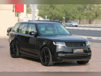 Land Rover  Range Rover  Vogue HSE  2024  Automatic  17,500 Km  8 Cylinder  Four Wheel Drive (4WD)  SUV  Black  With Warranty