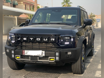 Jetour  T2  Luxury Plus  2026  Automatic  1,000 Km  4 Cylinder  Four Wheel Drive (4WD)  SUV  Black  With Warranty