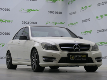 Mercedes-Benz  C-Class  200  2014  Automatic  142,000 Km  4 Cylinder  Rear Wheel Drive (RWD)  Sedan  White