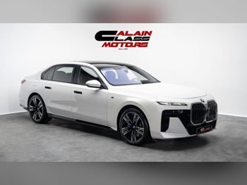 BMW  7-Series  740 i  2024  Automatic  9,520 Km  6 Cylinder  Rear Wheel Drive (RWD)  Sedan  White  With Warranty