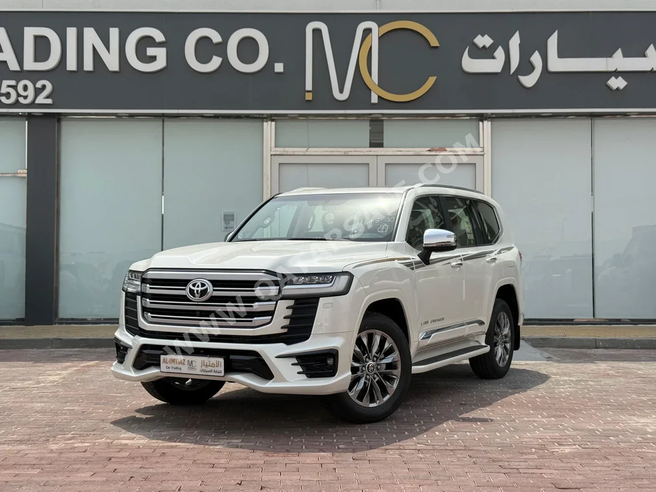 Toyota  Land Cruiser  VXR  2024  Automatic  0 Km  6 Cylinder  Four Wheel Drive (4WD)  SUV  White  With Warranty