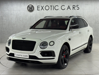 Bentley  Bentayga  First Edition  2017  Automatic  134,000 Km  12 Cylinder  Four Wheel Drive (4WD)  SUV  White