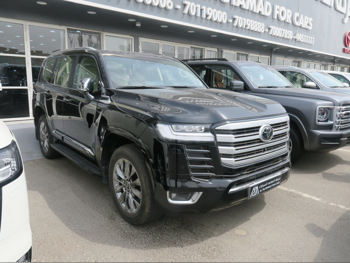 Toyota  Land Cruiser  VXR Twin Turbo  2024  Automatic  47,000 Km  6 Cylinder  Four Wheel Drive (4WD)  SUV  Black  With Warranty