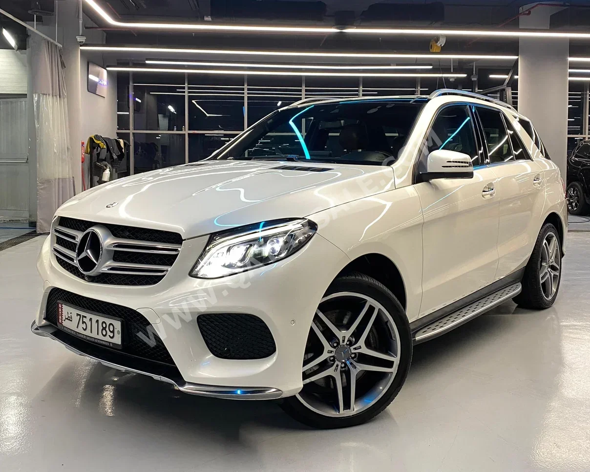 Mercedes-Benz  GLE  400  2017  Automatic  105,000 Km  6 Cylinder  Four Wheel Drive (4WD)  SUV  White