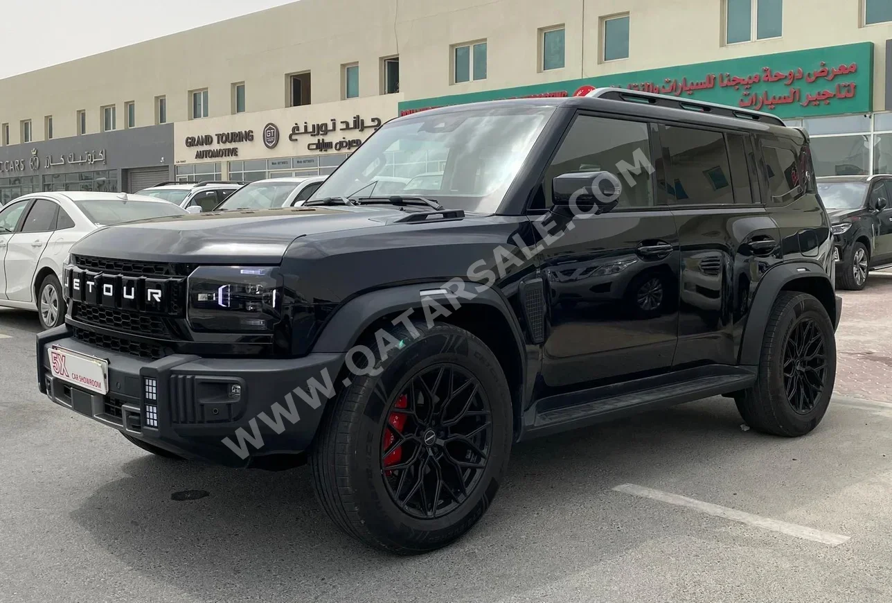 Jetour  T2  Luxury Plus  2024  Automatic  17,000 Km  4 Cylinder  Four Wheel Drive (4WD)  SUV  Black  With Warranty