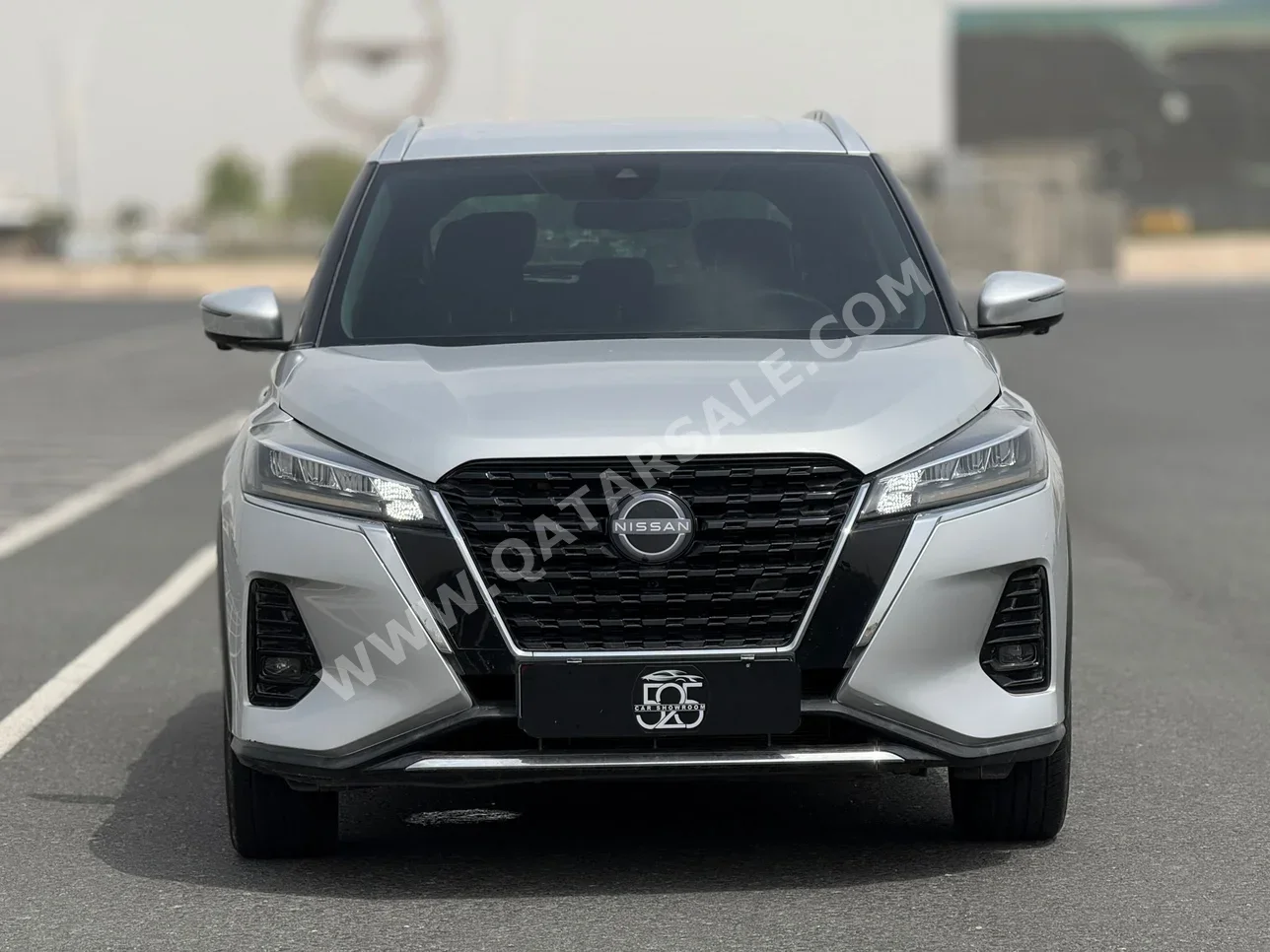 Nissan  Kicks  2023  Automatic  35,000 Km  4 Cylinder  Front Wheel Drive (FWD)  SUV  Gray  With Warranty