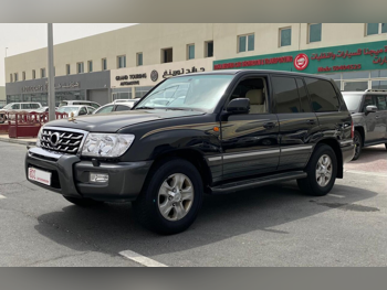 Toyota  Land Cruiser  GXR  2005  Automatic  566,000 Km  6 Cylinder  Four Wheel Drive (4WD)  SUV  Black