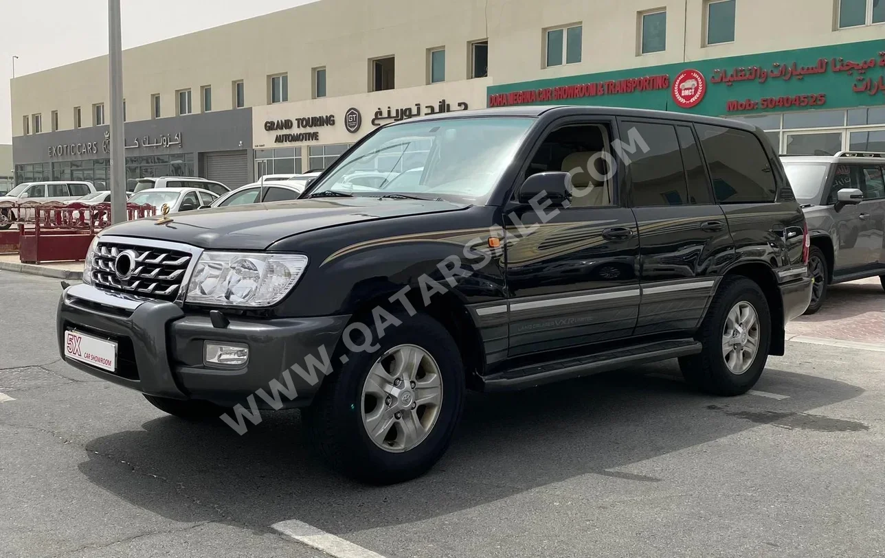 Toyota  Land Cruiser  GXR  2005  Automatic  566,000 Km  6 Cylinder  Four Wheel Drive (4WD)  SUV  Black