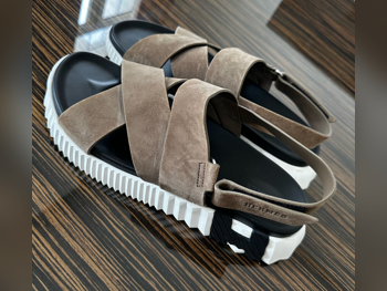 Slippers / Sandals Size 44  Men