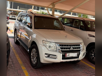Mitsubishi  Pajero  3.8  2015  Automatic  162,000 Km  6 Cylinder  Four Wheel Drive (4WD)  SUV  White