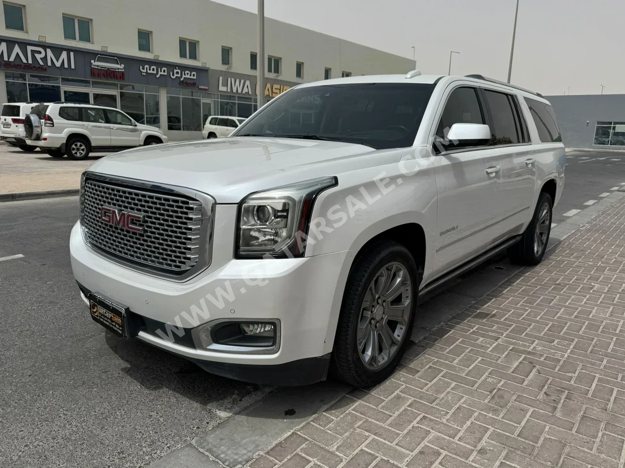 GMC  Yukon  Denali XL  2016  Automatic  115,000 Km  8 Cylinder  Four Wheel Drive (4WD)  SUV  White