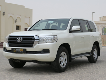 تويوتا لاند كروزر جي اكس 2021 اوتوماتيك 98,000 كم 6 سلندر دفع رباعي اس يو في أبيض