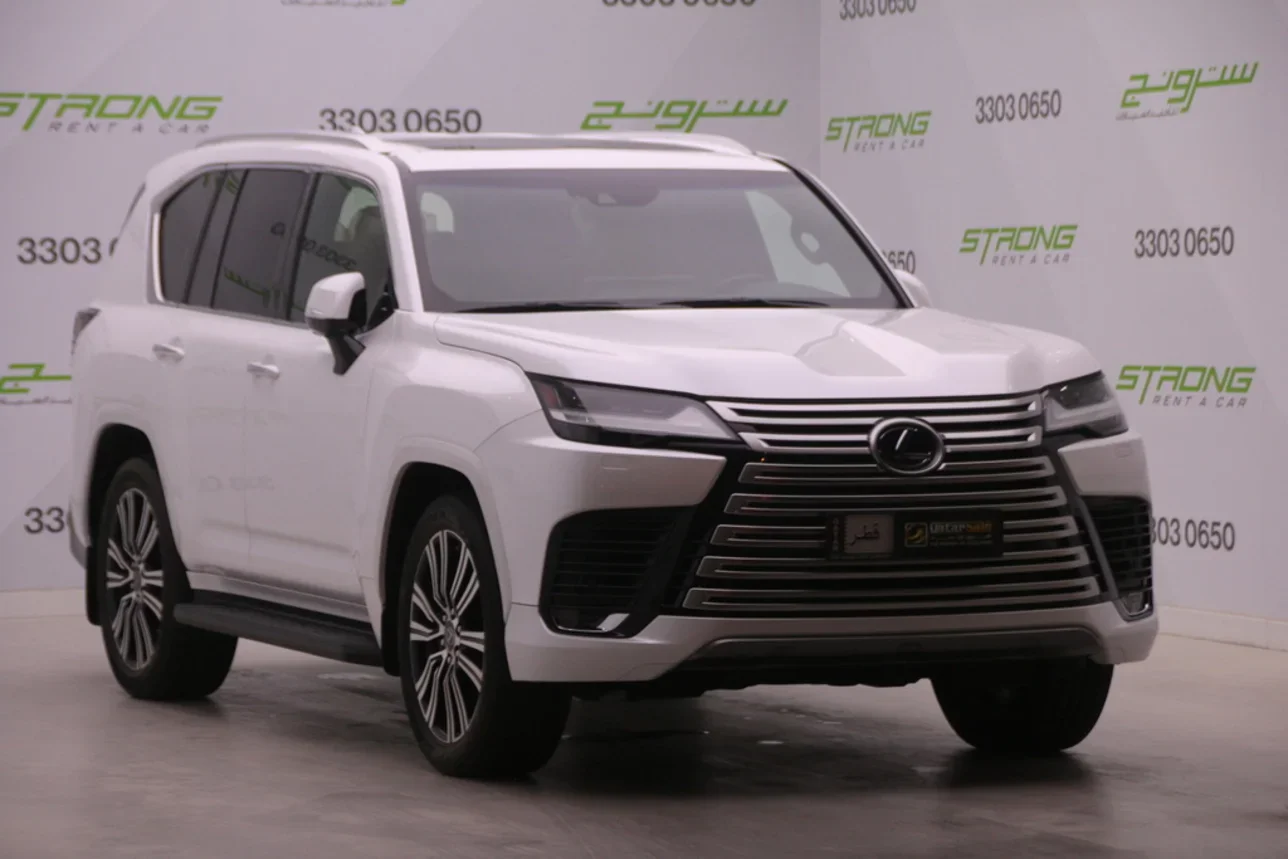 Lexus  LX  600 Luxury  2022  Automatic  38,000 Km  6 Cylinder  Four Wheel Drive (4WD)  SUV  White  With Warranty