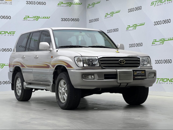 Toyota  Land Cruiser  GXR  2005  Automatic  278,000 Km  6 Cylinder  Four Wheel Drive (4WD)  SUV  Gray