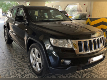 Jeep  Grand Cherokee  Limited  2012  Automatic  164,000 Km  8 Cylinder  SUV  Dark Green