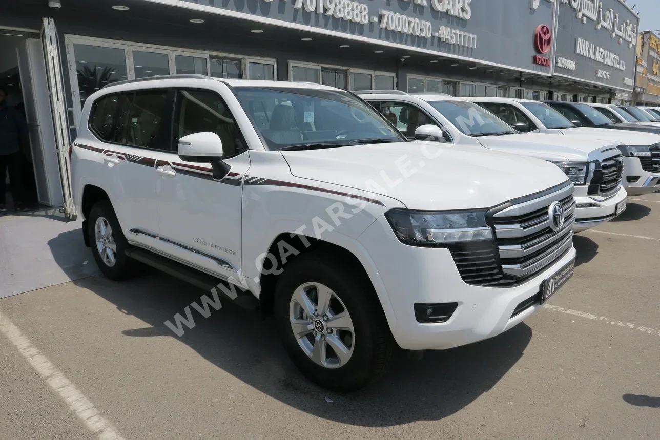 Toyota  Land Cruiser  GXR Twin Turbo  2025  Automatic  0 Km  6 Cylinder  Four Wheel Drive (4WD)  SUV  White  With Warranty