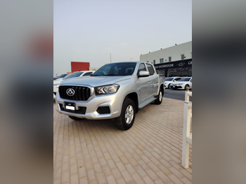 SAIC Maxus  T60  2025  Manual  0 Km  4 Cylinder  Four Wheel Drive (4WD)  Pick Up  Silver  With Warranty