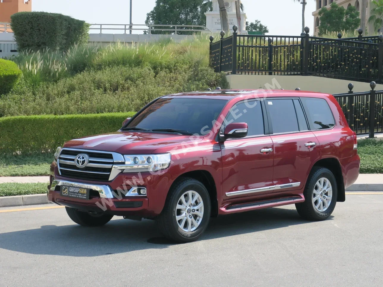 Toyota  Land Cruiser  GXR  2020  Automatic  67,666 Km  8 Cylinder  Four Wheel Drive (4WD)  SUV  Maroon