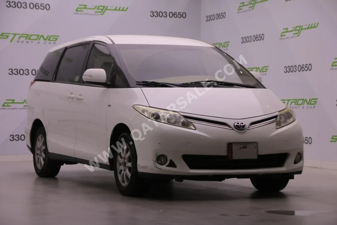 Toyota  Previa  2017  Automatic  200,000 Km  4 Cylinder  Front Wheel Drive (FWD)  Van / Bus  White