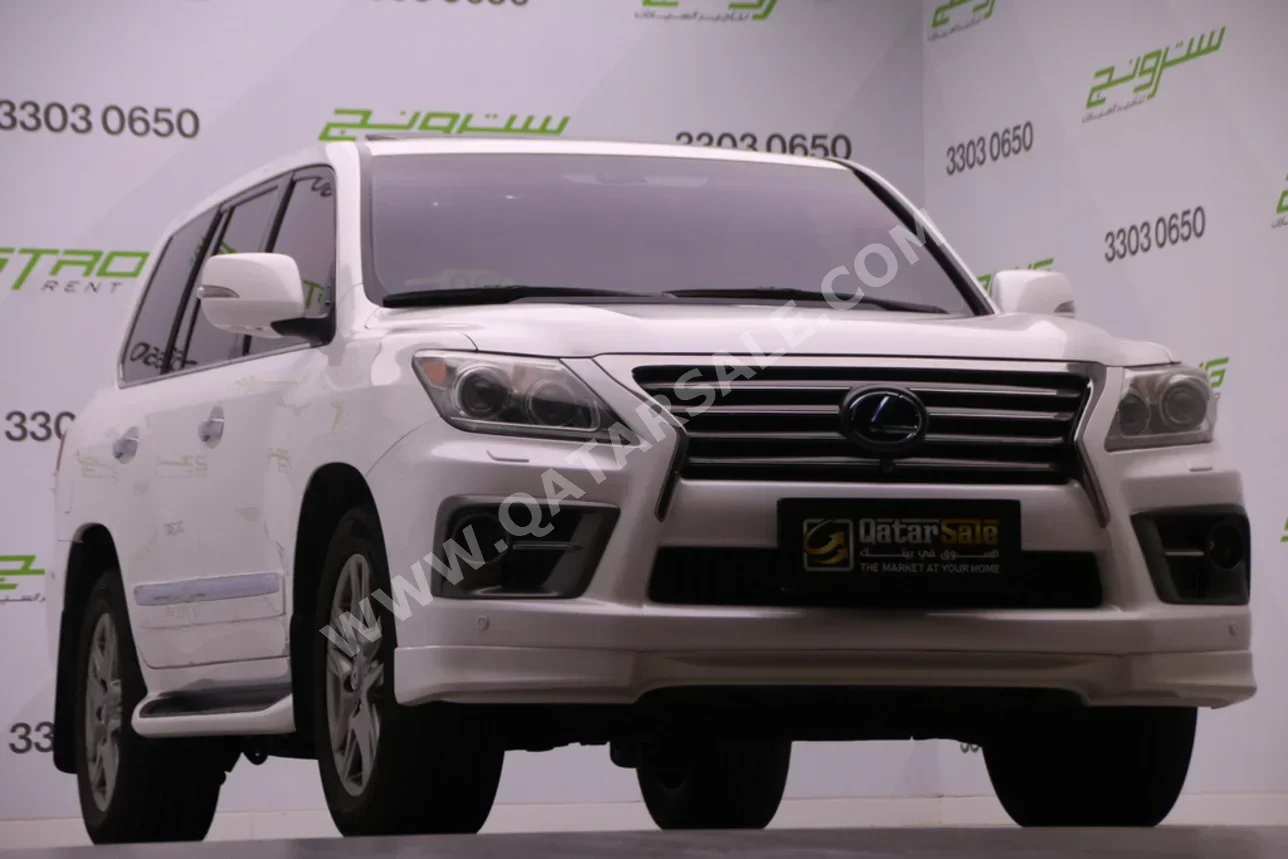 Lexus  LX  570  2015  Automatic  145,500 Km  8 Cylinder  Four Wheel Drive (4WD)  SUV  Pearl
