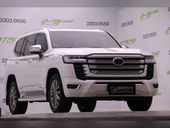 Toyota  Land Cruiser  VXR Twin Turbo  2023  Automatic  100,000 Km  6 Cylinder  Four Wheel Drive (4WD)  SUV  Pearl