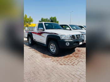 نيسان  باترول  بيك اب  2023  عادي  19,000 كم  6 سلندر  دفع رباعي  بيكب  أبيض  تحت الضمان