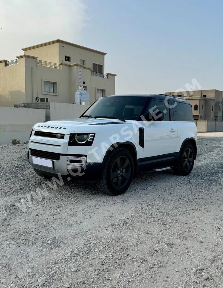 Land Rover  Defender  90 HSE  2023  Automatic  27,000 Km  6 Cylinder  Four Wheel Drive (4WD)  SUV  White  With Warranty