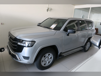 Toyota  Land Cruiser  GX  2022  Automatic  116,000 Km  6 Cylinder  Four Wheel Drive (4WD)  SUV  Silver