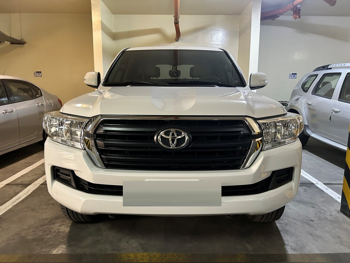 Toyota  Land Cruiser  GX  2021  Automatic  80,700 Km  6 Cylinder  Four Wheel Drive (4WD)  SUV  White
