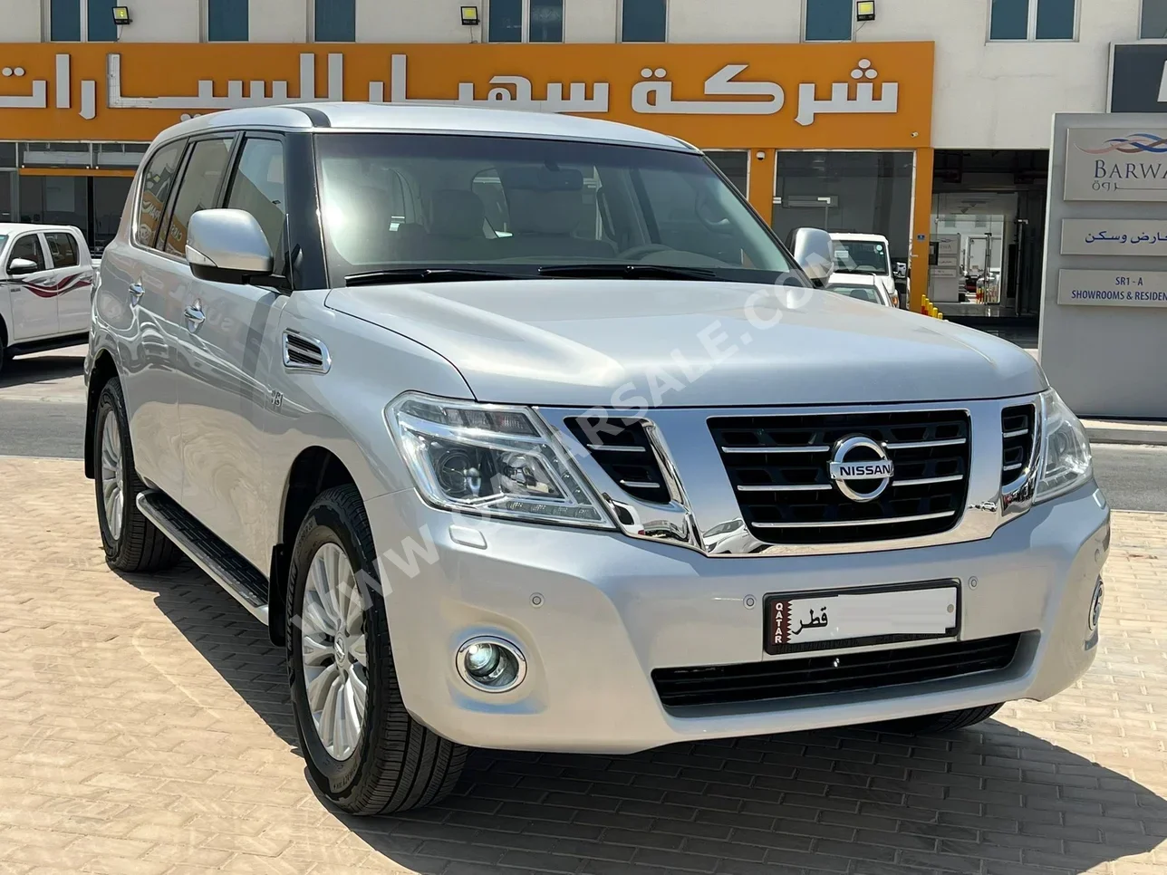Nissan  Patrol  Platinum  2016  Automatic  149,000 Km  8 Cylinder  Four Wheel Drive (4WD)  SUV  Silver